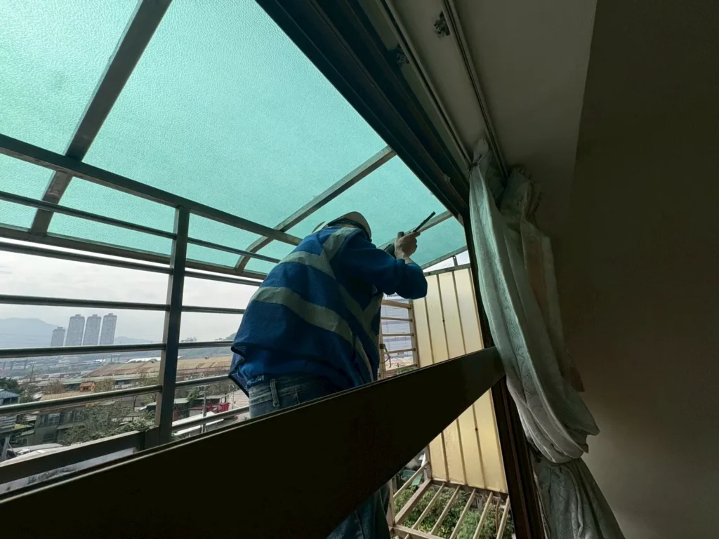 基隆市七堵區雨遮更新汰換