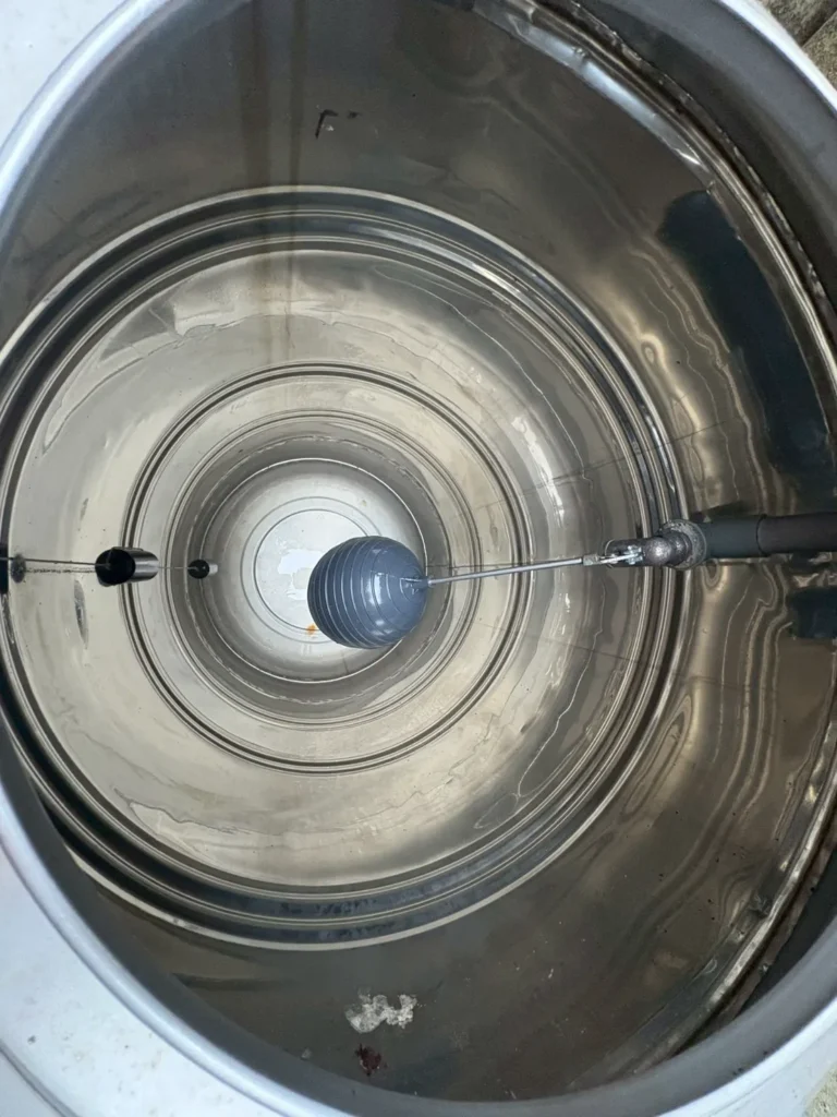 麥金路清洗水塔