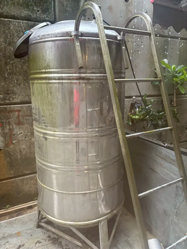 麥金路清洗水塔