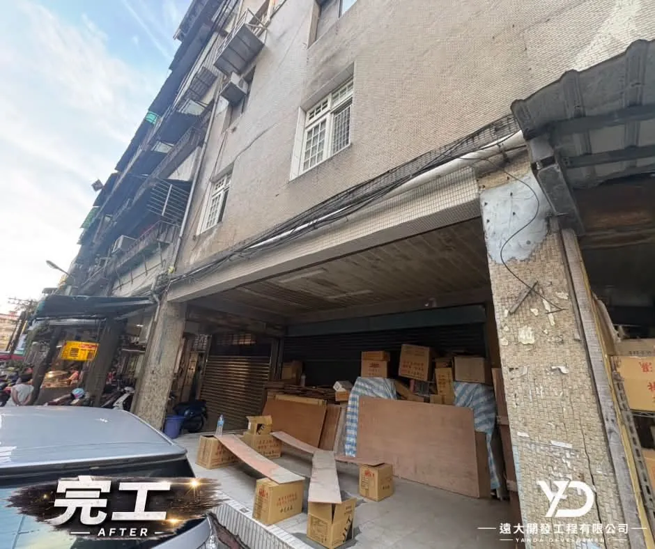 基隆市百五街梁柱修復完工,騎樓梁柱與店面立面整體外觀