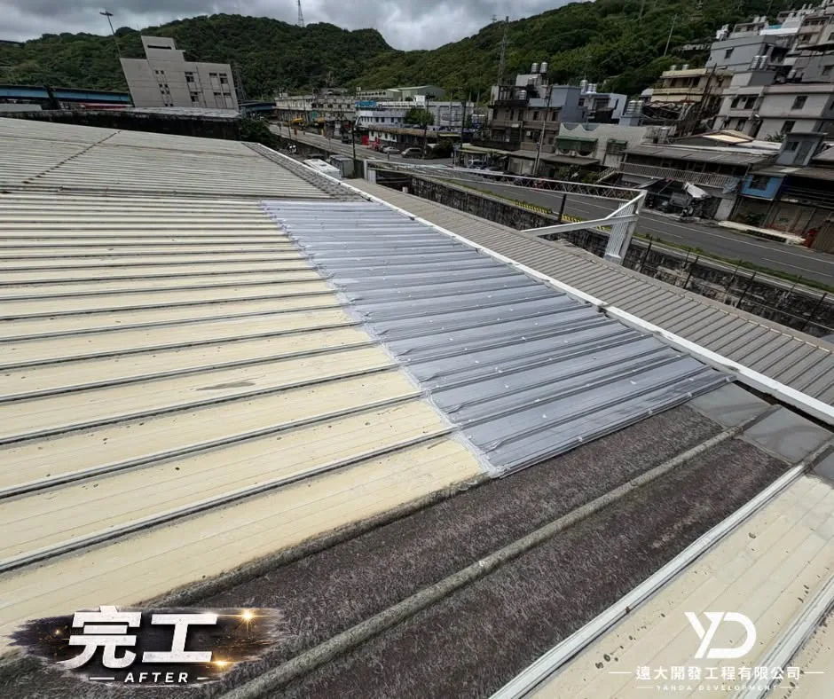 台基物流太白莊園區完工後，屋頂局部白鐵浪板更新區域廣角畫面
